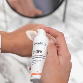 DERMACEUTIC C25 CR 30ML | BigPara Tunisie